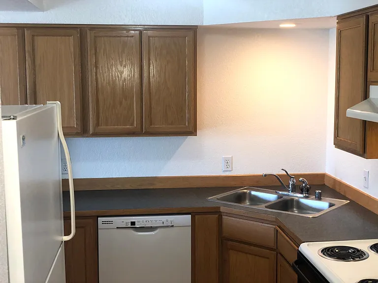 3733 Waller Rd E #104 — Photo 20