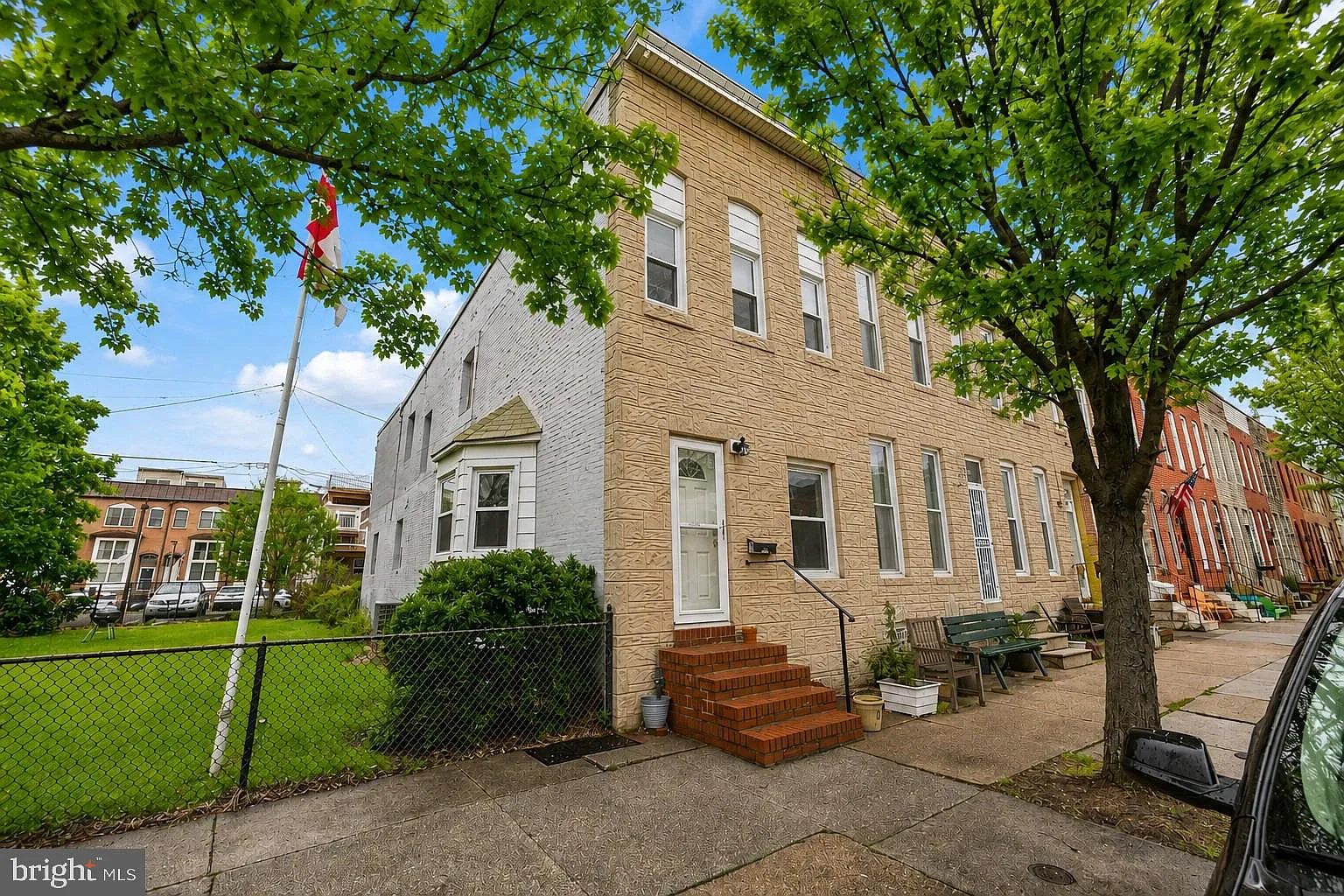3 bed, 1.5 bath, 1448 sqft, $2,600 — Photo 1