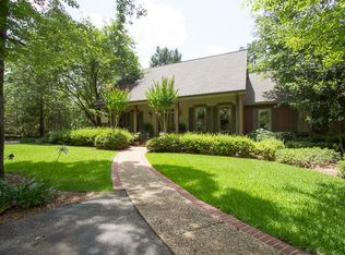 25 Cove Ln, Hattiesburg, MS 39402