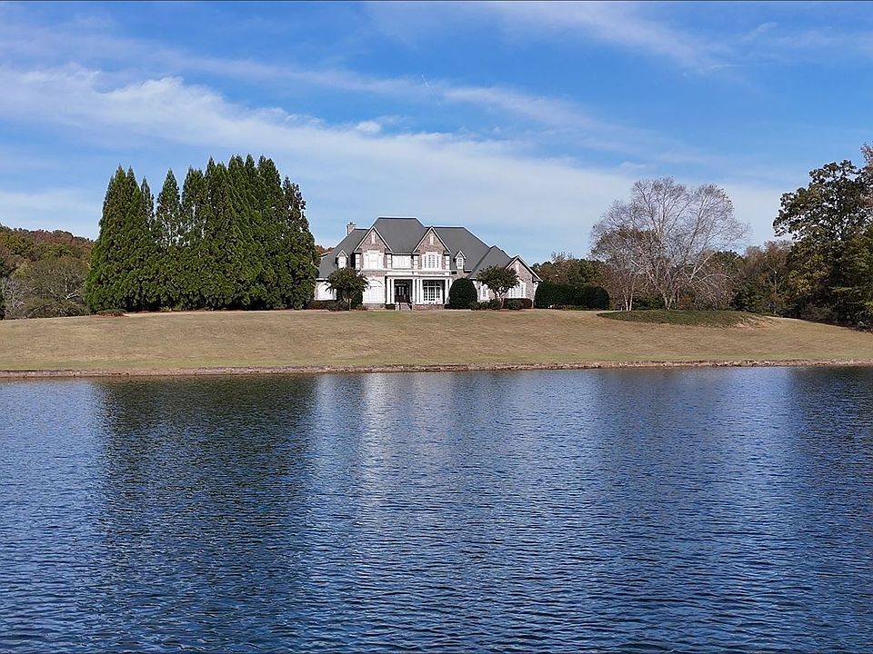 1st image of 431 Abrams Rd SE