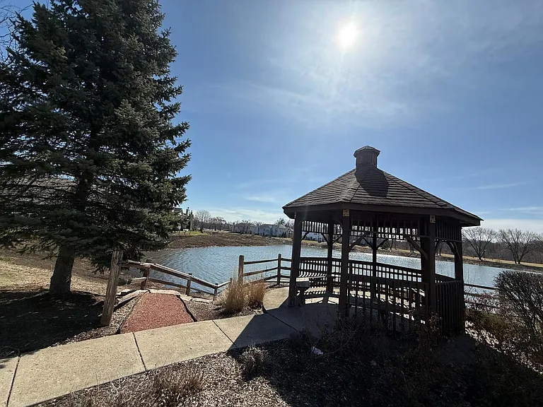 601 Blue Springs Dr #289 — Photo 9