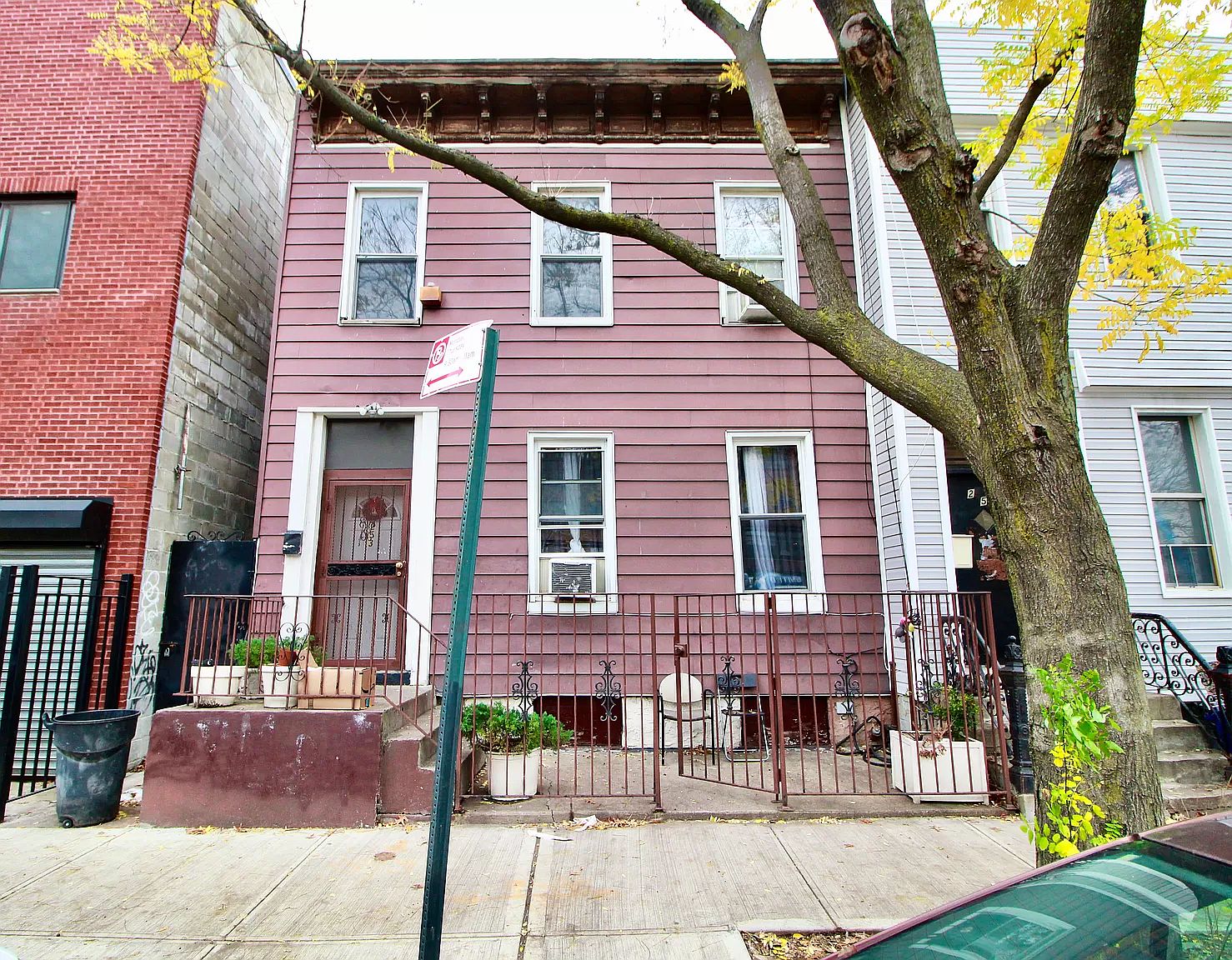 253 Boerum St, Brooklyn, NY 11206 | Zillow