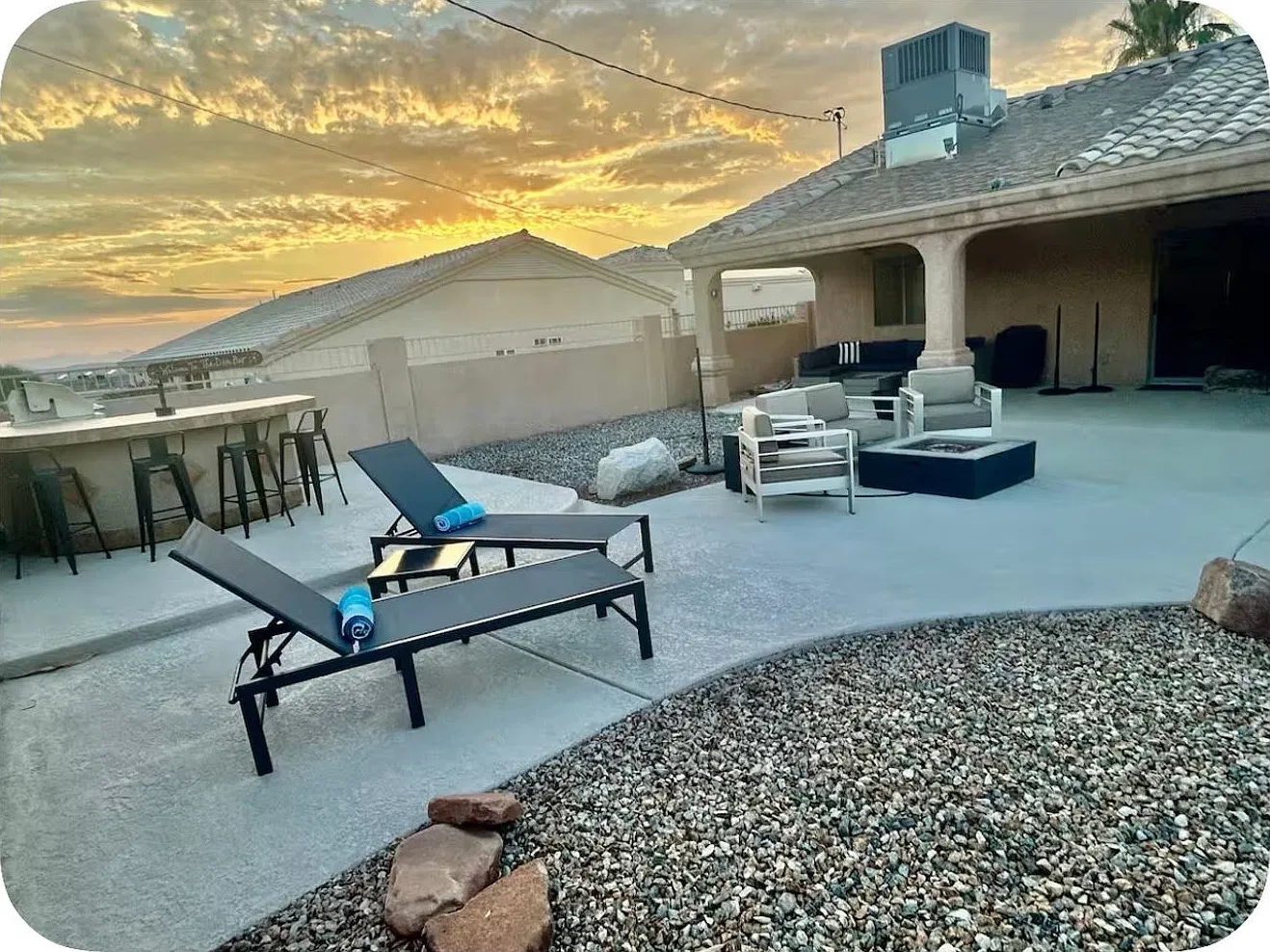 Winter Furnished- Pool Home — Photo 2