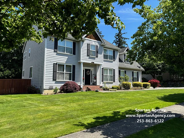 1719 109th Avenue Ct E — Photo 2