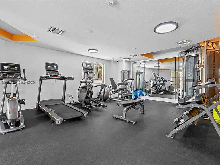 280 SW 20th Rd #504 — Photo 34