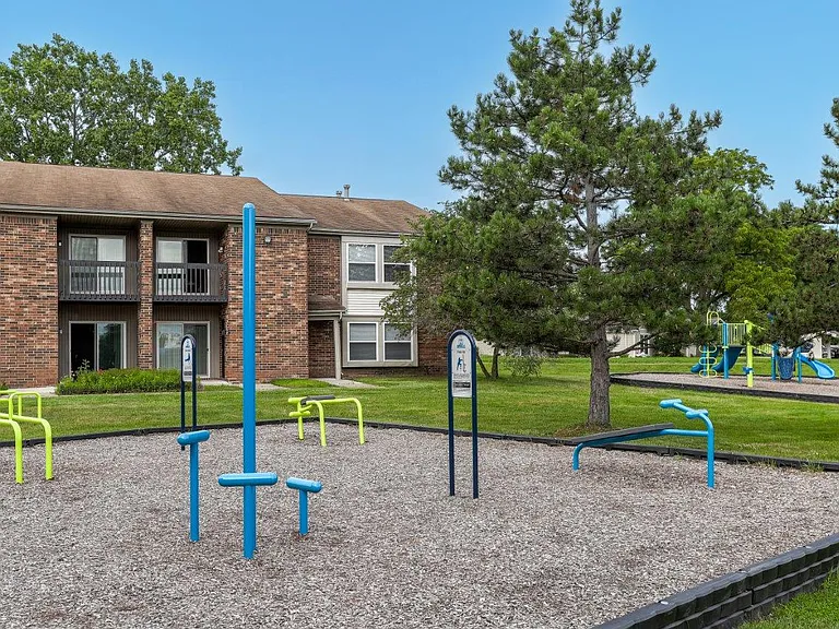Pavilion Court Apartment Homes — Photo 17
