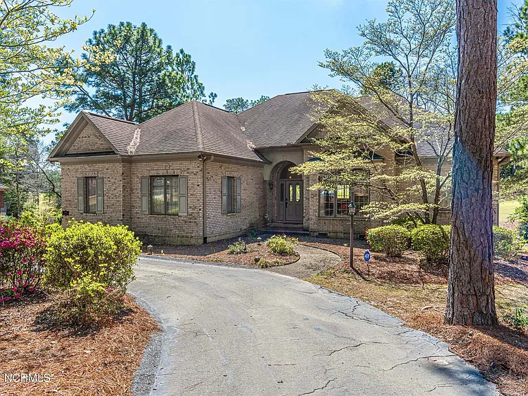 215 Plantation Dr — Photo 75