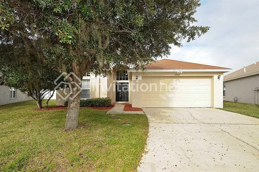 30939 Burleigh Dr