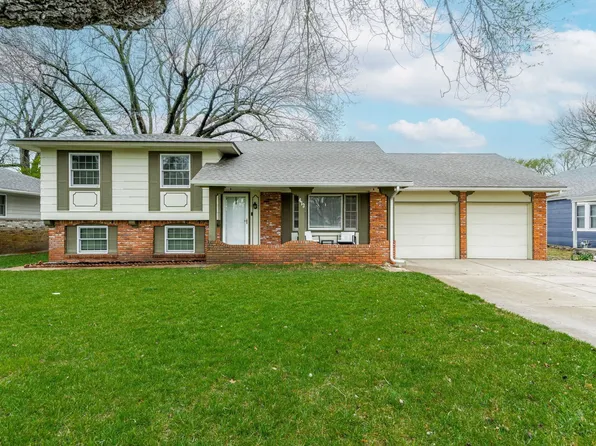 413 N Madison Ave, Sedgwick, KS 67135
