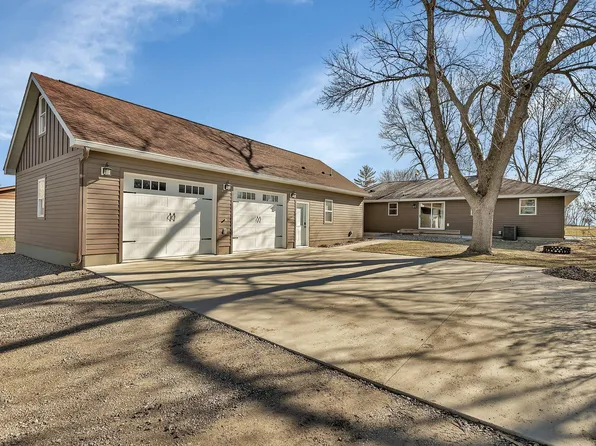 244 8th Ave S, Brownton, MN 55312