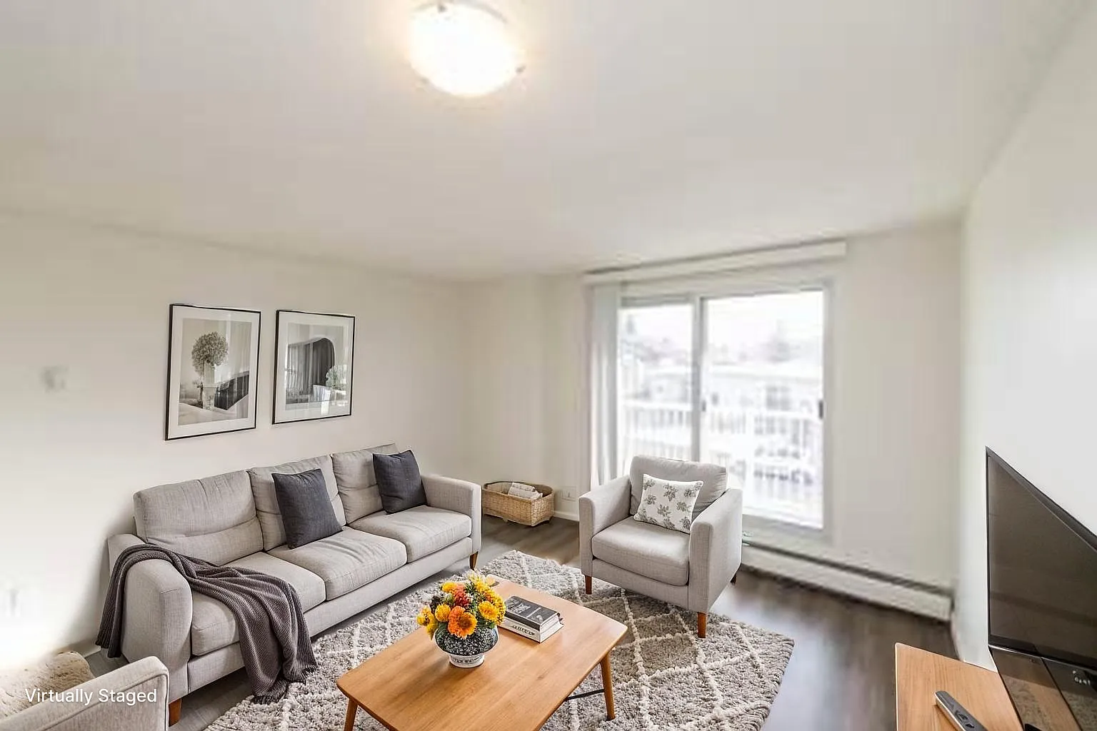 International Ave Apartments — Photo 3