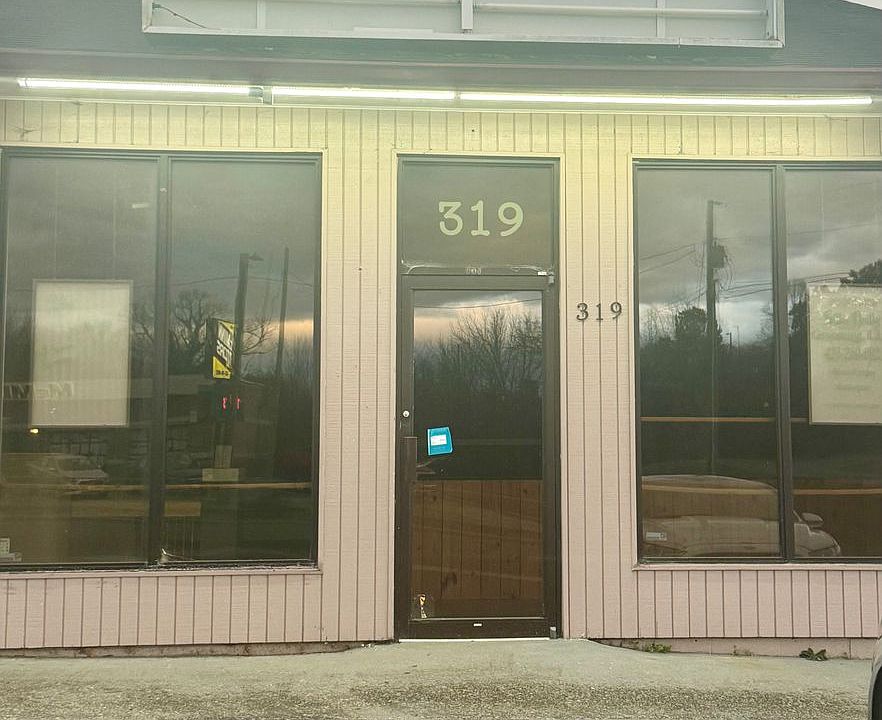 1st image of 317 Decatur Pike