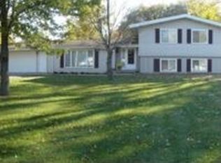 203 W Reynolds St, Tolono, IL 61880