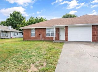 2005 Keith Cir UNIT A & B, Springdale, AR 72764