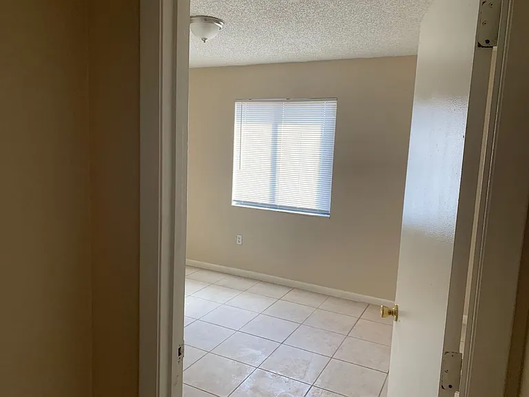 3873 Janeen Cir — Photo 4