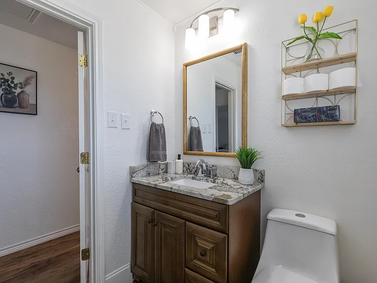 8073 Bonnie Cir — Photo 28