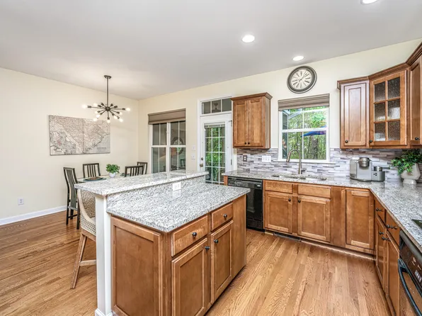 264 Fair Sailing Rd #42, Mount Pleasant, SC 29466