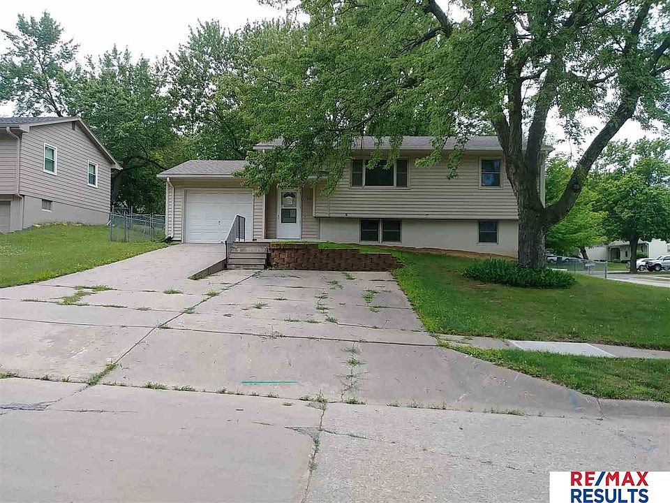 1st image of 11529 Oak Cir