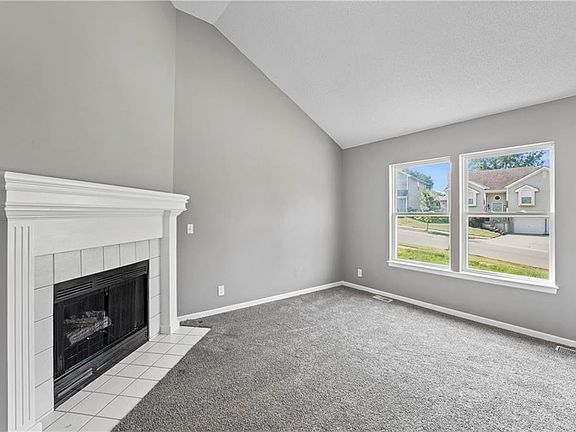5th image of 1138 Meadowlark Ln