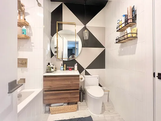 Rented by Doorway NYC, LLC | media 3