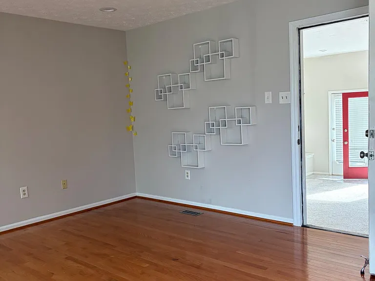 2117 Cross Trails Rd — Photo 13