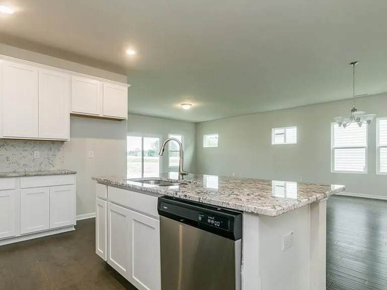 219 Watauga Lake Dr — Photo 9