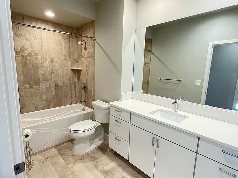 304 E Stanford Ave — Photo 30
