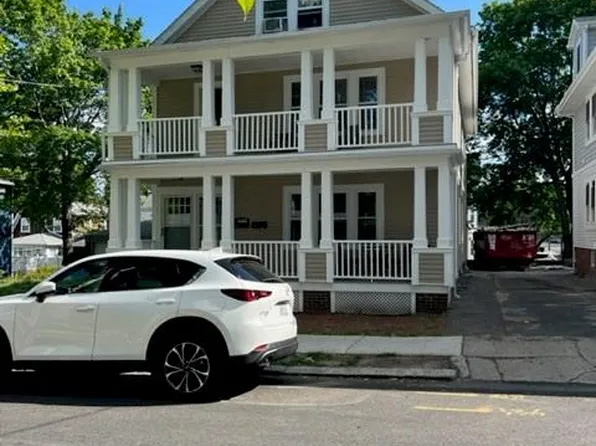 27-29 Sargent Ave, Providence, RI 02906