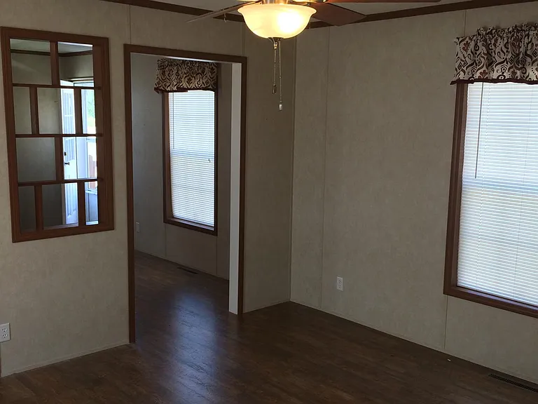 Youngstown Estates — Photo 23