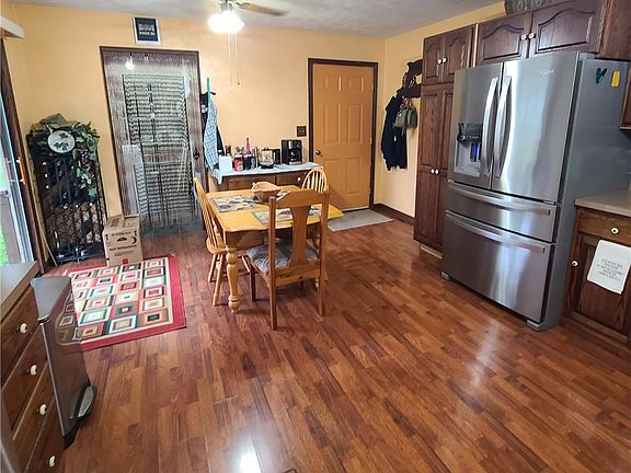 4th image of 171 Pyle Pl