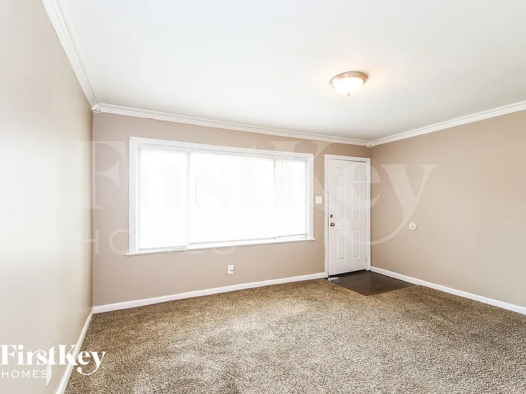 1405 Gahan Dr — Photo 4