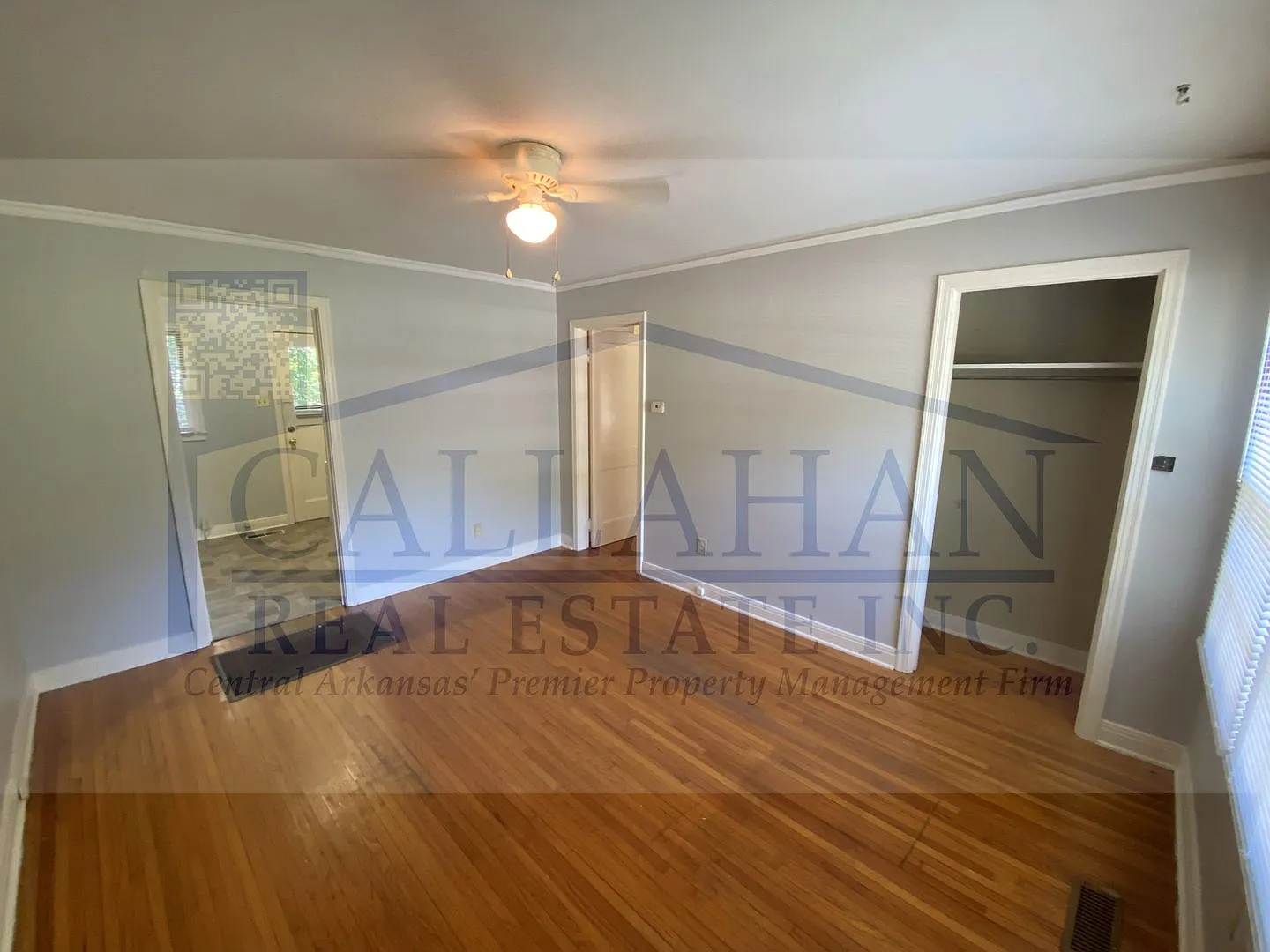 Park Hill 2 Bedroom Duplex — Photo 3