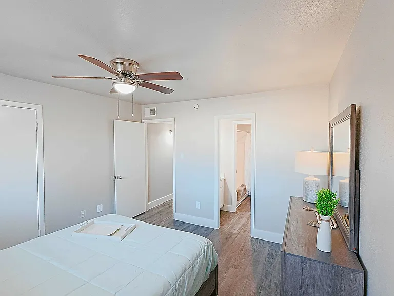Arcata Townhomes — Photo 78