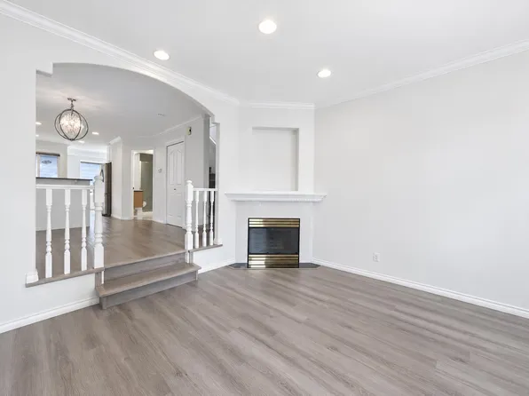 5408 Norfolk St, Burnaby, BC V5G 1G2