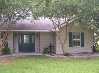 239 Joe Smith Rd, Carriere, MS 39426