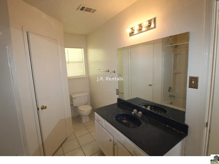 3615 Coral Bay Ln — Photo 79