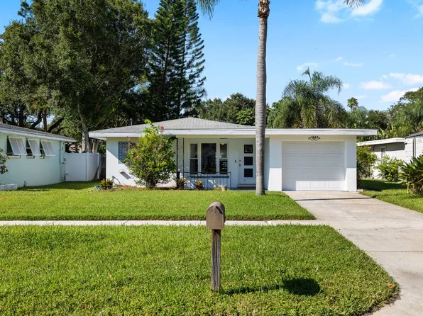 1048 Charles St, Clearwater, FL 33755