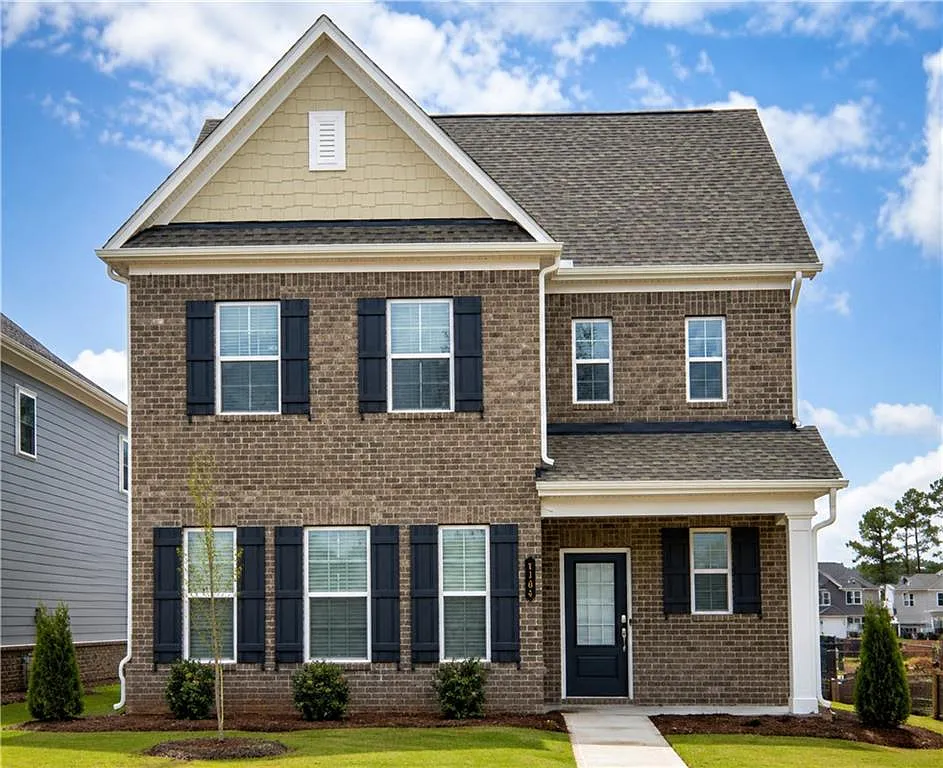 4 bed, 3.0 bath, 2750 sqft, $2,600 — Photo 1