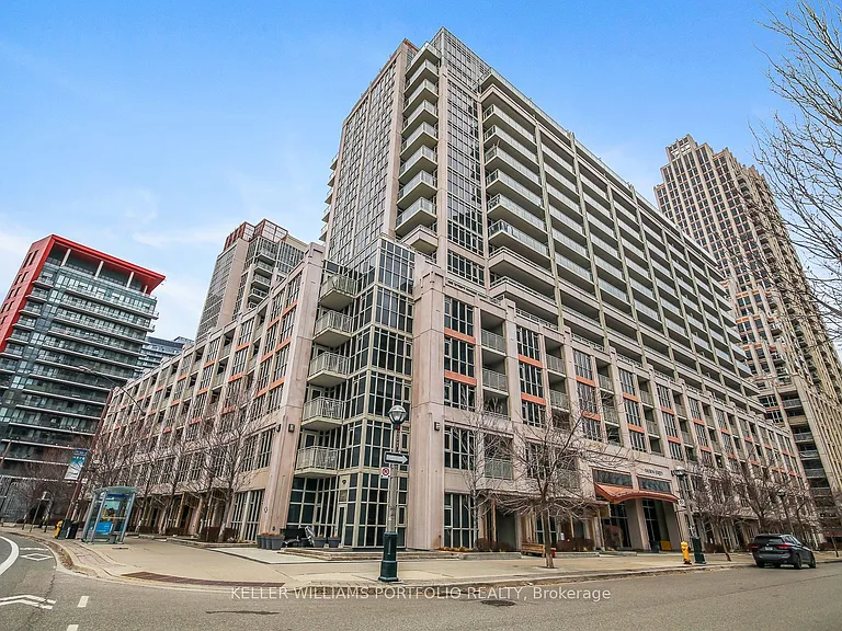 35 Bastion St #1120 — Photo 1