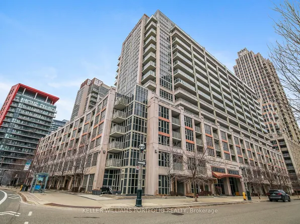 35 Bastion St #1120, Toronto, ON M5V 0C2