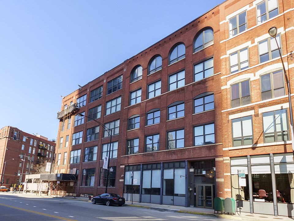 1st image of 420 W Grand Ave APT 3B