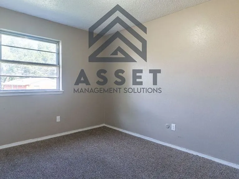 304 W Campbell Dr — Photo 25