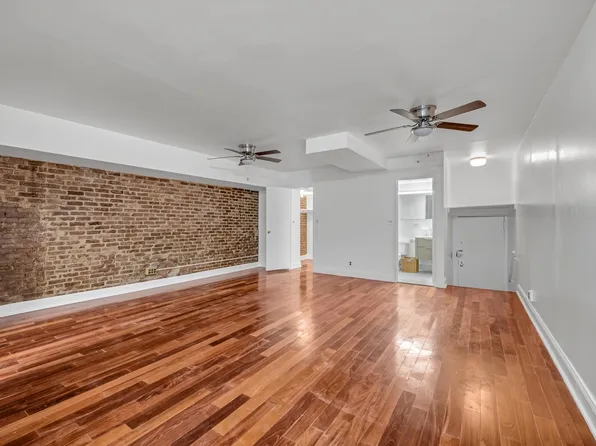 77 Bleecker Street image 18 of 27