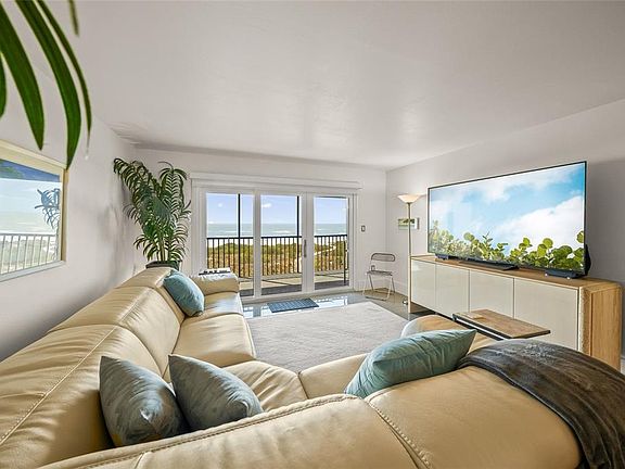 5th image of 420 BEACH ROAD #606