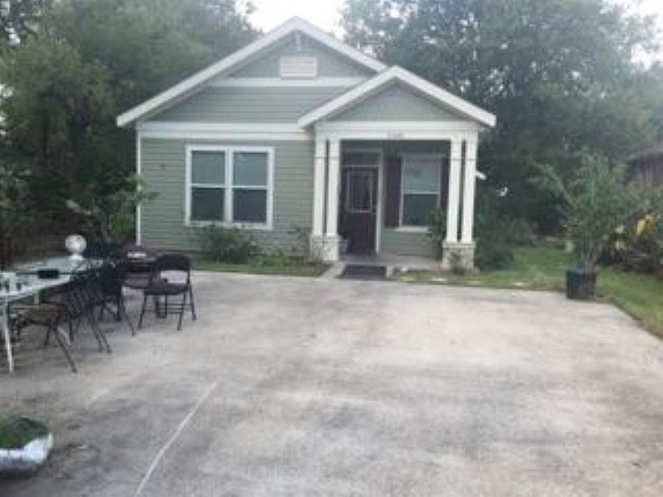 1st image of 2348 Goliad St