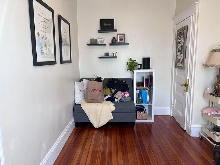 113 Westbourne Ter #3 — Photo 8