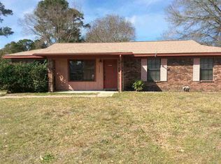 10484 Silver Creek Dr, Pensacola, FL 32506