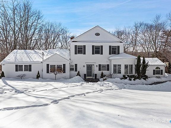 2nd image of 43 Blueberry Hill Road