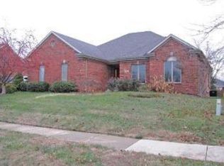 8413 Running Spring Dr, Louisville, KY 40241