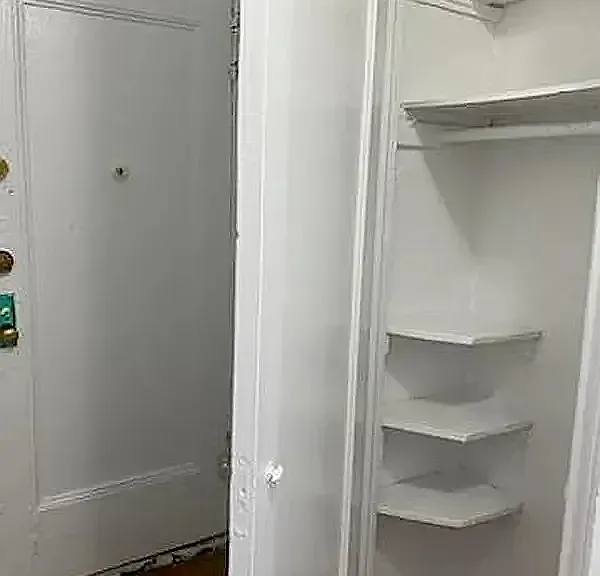 1845 Hobart Ave #2D — Photo 6